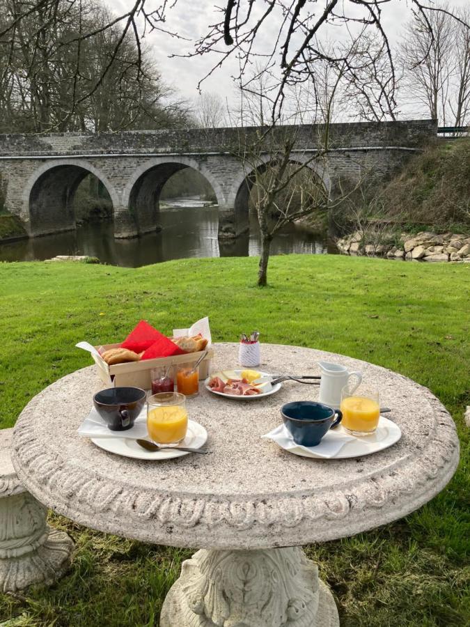 Le Moulin De Bretigneul Acomodação com café da manhã Saint-Aubin-des-Landes Exterior foto